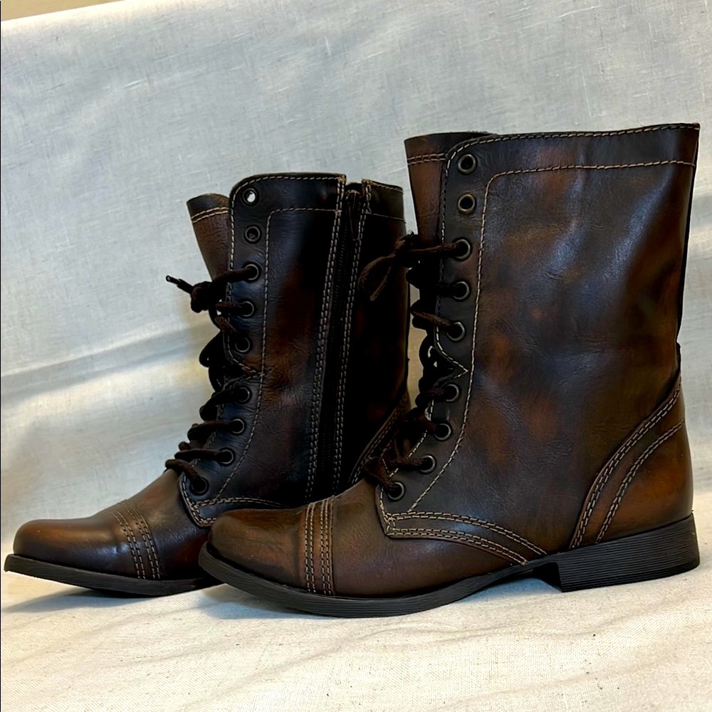 Steve Madden Brown Lace-Up Ankle Boots for Women